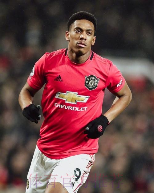 曼联向皇马推荐马夏尔 租借一年外加非强制买断